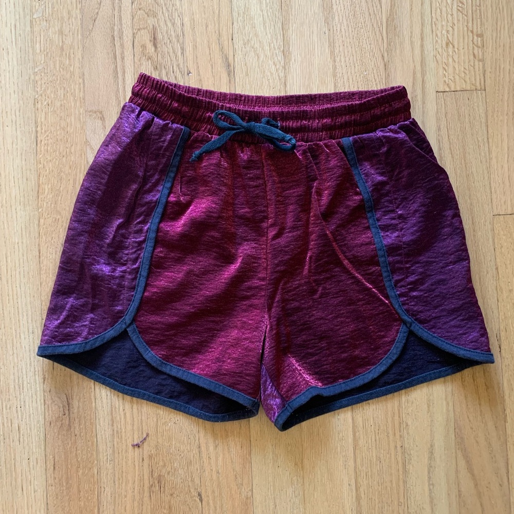 JAI // VTG Metallic High Waisted Track Shorts
